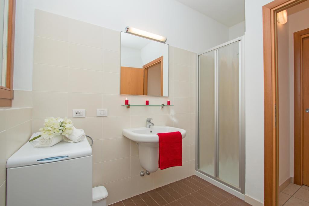 Benacus E4 Apartment By Wonderful Italy Sirmione Buitenkant foto